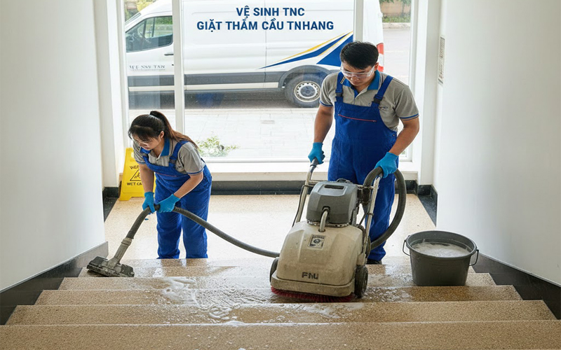 Giặt Thảm Cầu Thang Chuyên Nghiệp Tại Hà Nội